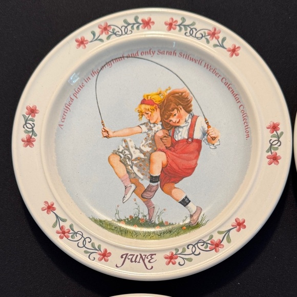 Decorative Sarah Stilwell Weber Plates with Seasonal Illustrations (Set of Four) - Picture 3 of 7